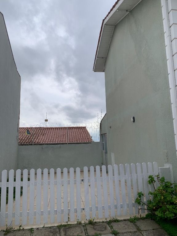 Sobrado para locacao no Tingui em Curitiba com 0m² por R$ 2.480,00