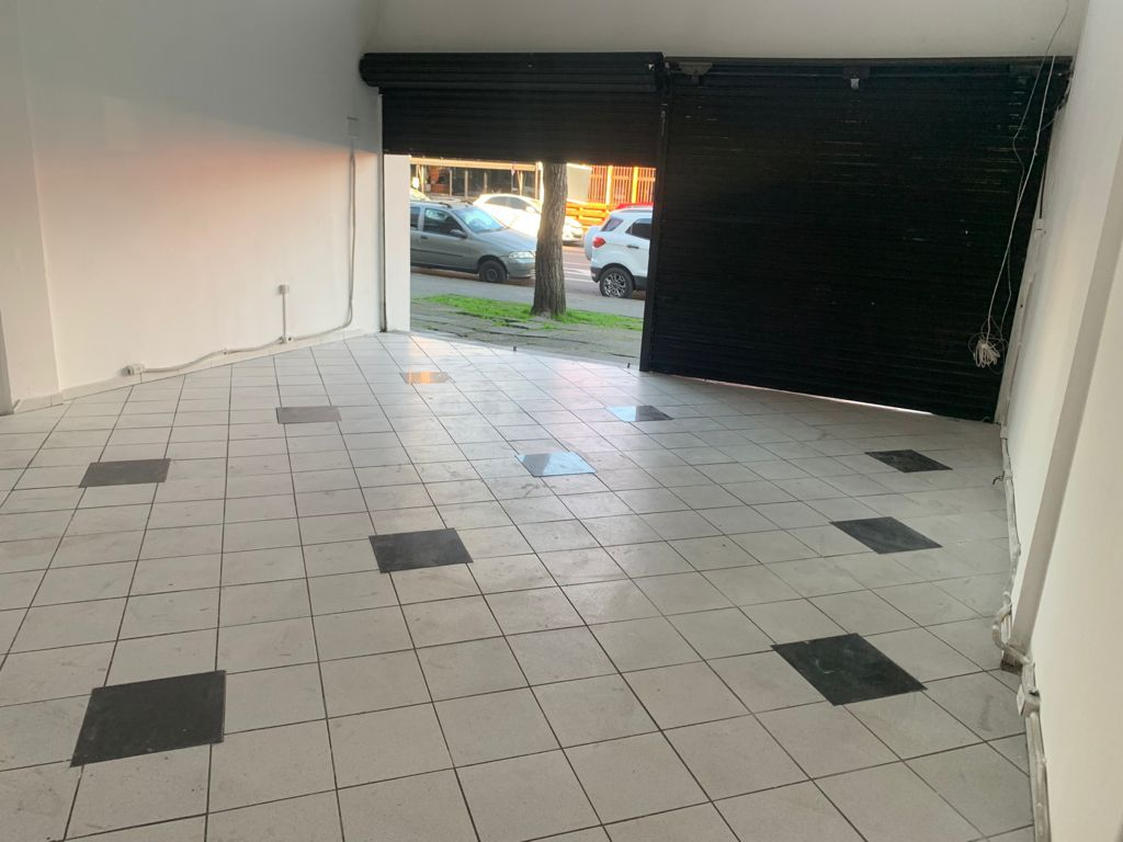 Loja para locacao no Hauer em Curitiba com 45m² por R$ 3.200,00