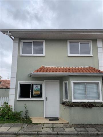 Sobrado para locacao no Tingui em Curitiba com 0m² por R$ 2.480,00