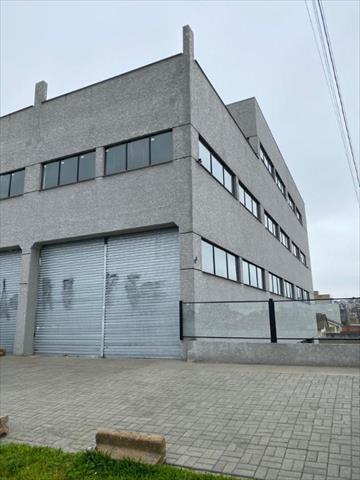 Loja para locacao no Maria Antonieta em Pinhais com 330m² por R$ 6.500,00