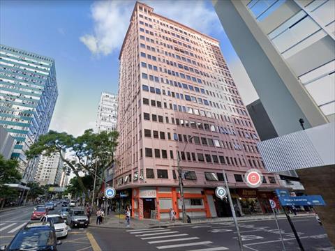 Imóveis Comerciais para venda no Centro em Curitiba com 42m² por R$ 225.000,00