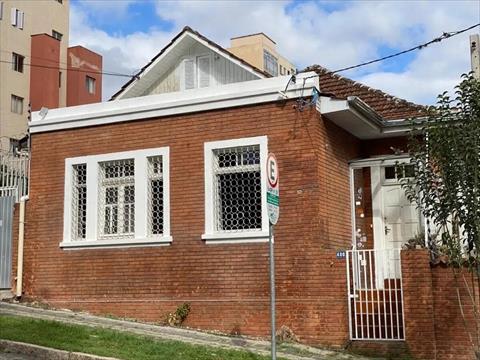 Casa Comercial para locacao no Centro em Curitiba com 138m² por R$ 3.500,00